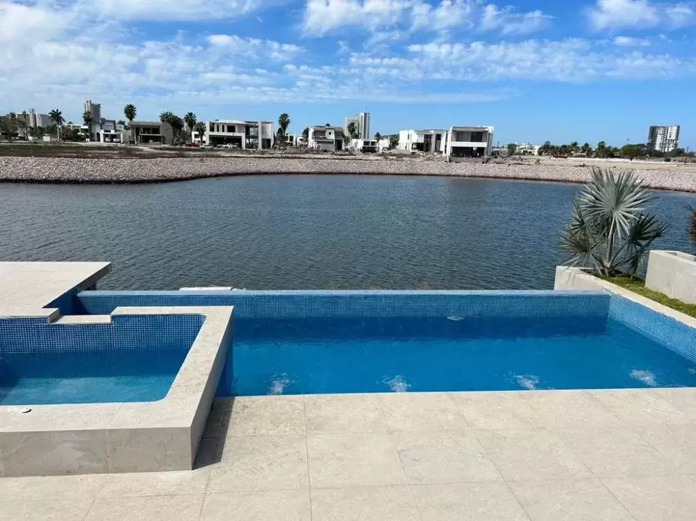 HOUSE IN THE MARINA THE CID MAZATLÁN SINALOA