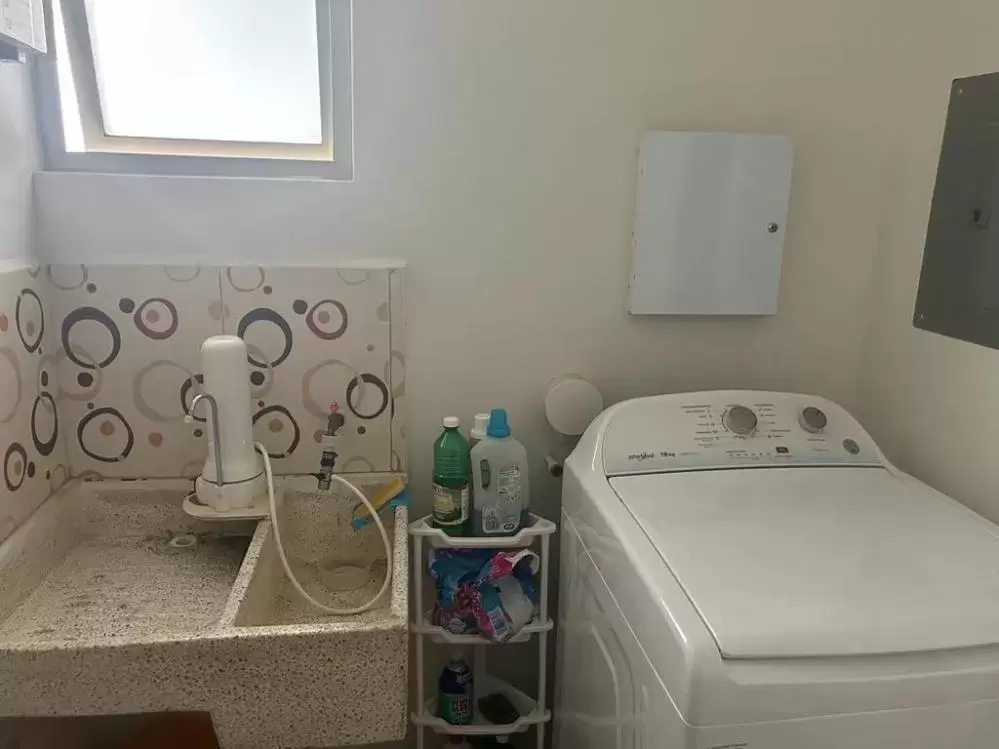 DEPARTAMENTO EN PLANTA BAJA EN FRACCIONAMIENTO MEDITERRANEO MAZATLAN.