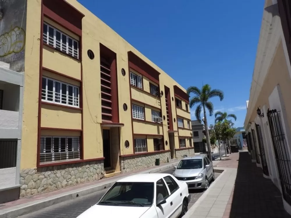 EN VENTA BONITO EDIFICIO EN EL CENTRO