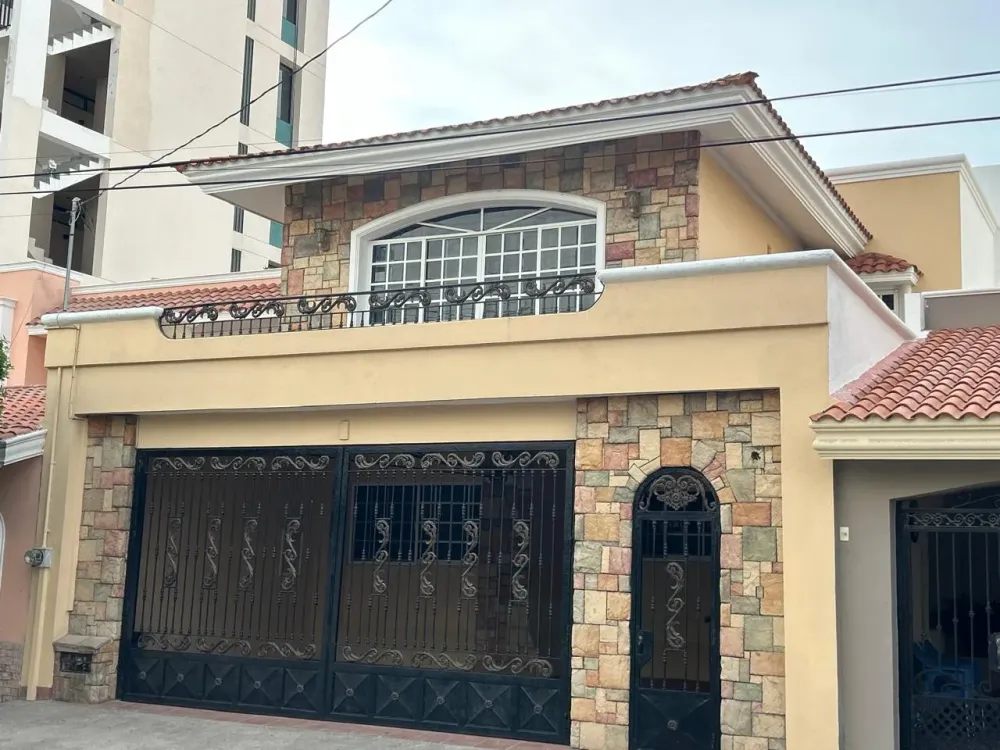 HOUSE IN COLONIA PALOS PRIETOS